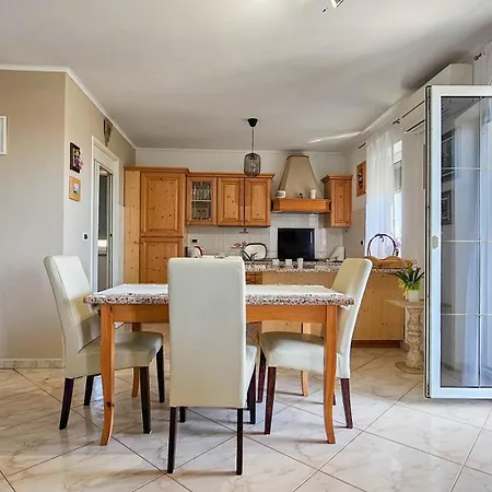 Leonardo * Bužinija